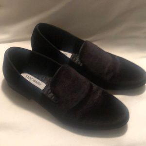 Steve Madden CENTS Black  Velvet  Slip On  Silk lined Size 10 D Never Worn